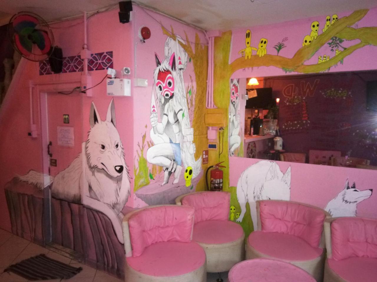 Wild & Wandering Backpacker Hostel & Bar Haad Rin Exterior photo